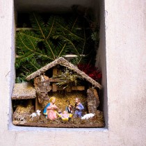 Creche in an alcove